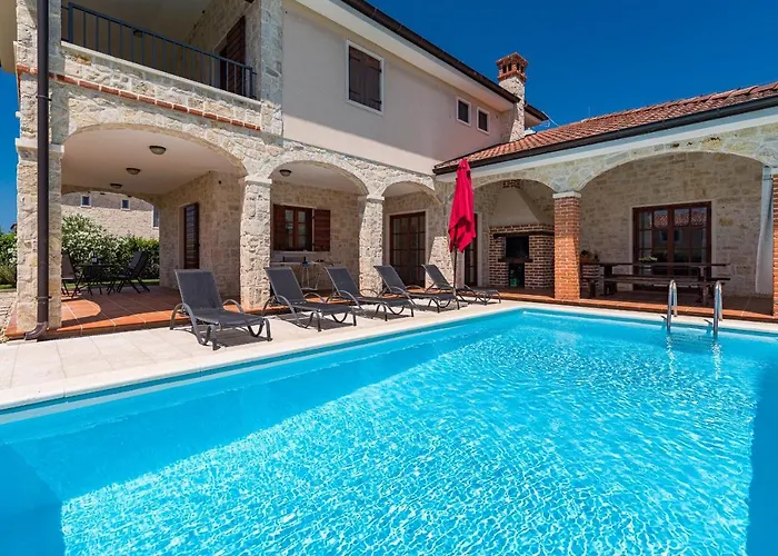 Muline فيلة أوغليان