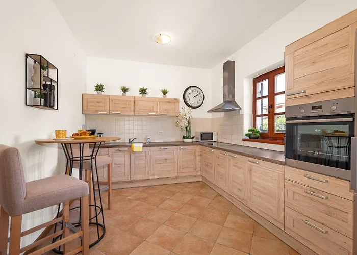 Muline فيلة أوغليان